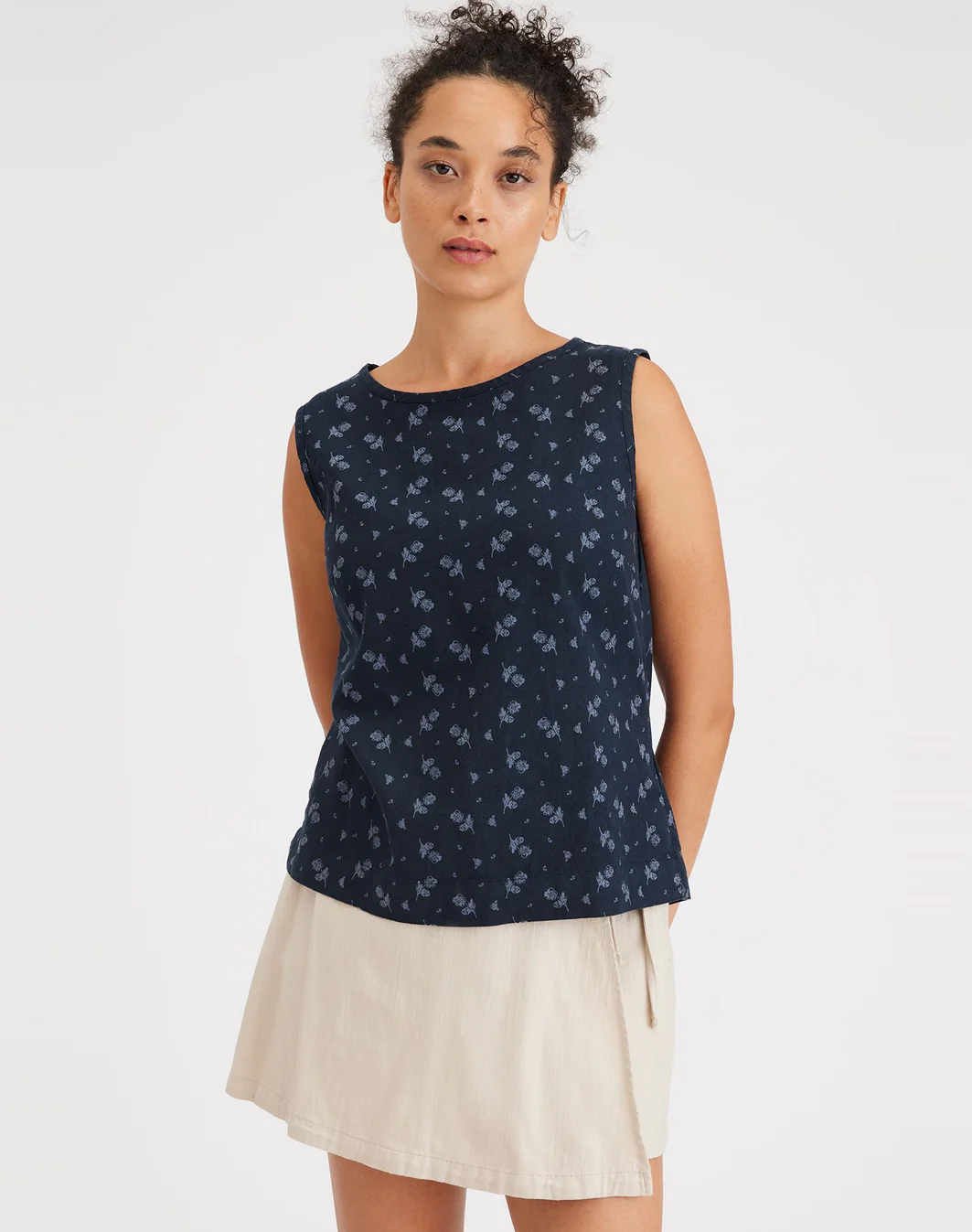 Dockers blusa sin mangas A6960-0003 azul marino