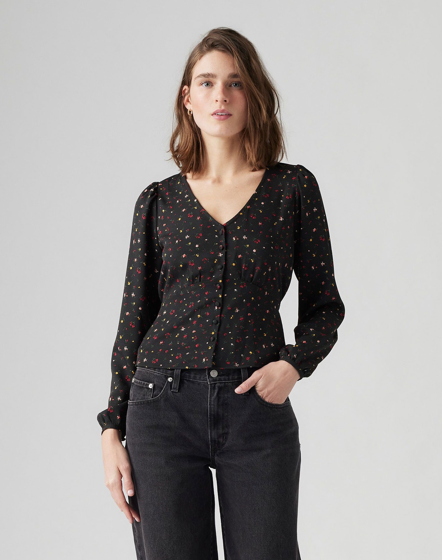 Levi's® brusa de dona de m/ll A9287-0002 negra amb un estampat floral
