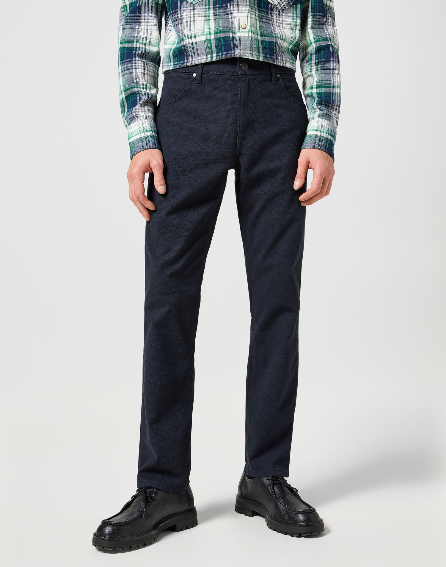 Wrangler Greensboro slim pantalons texans de gavardina d'hivern d'home W112358043 blau marí