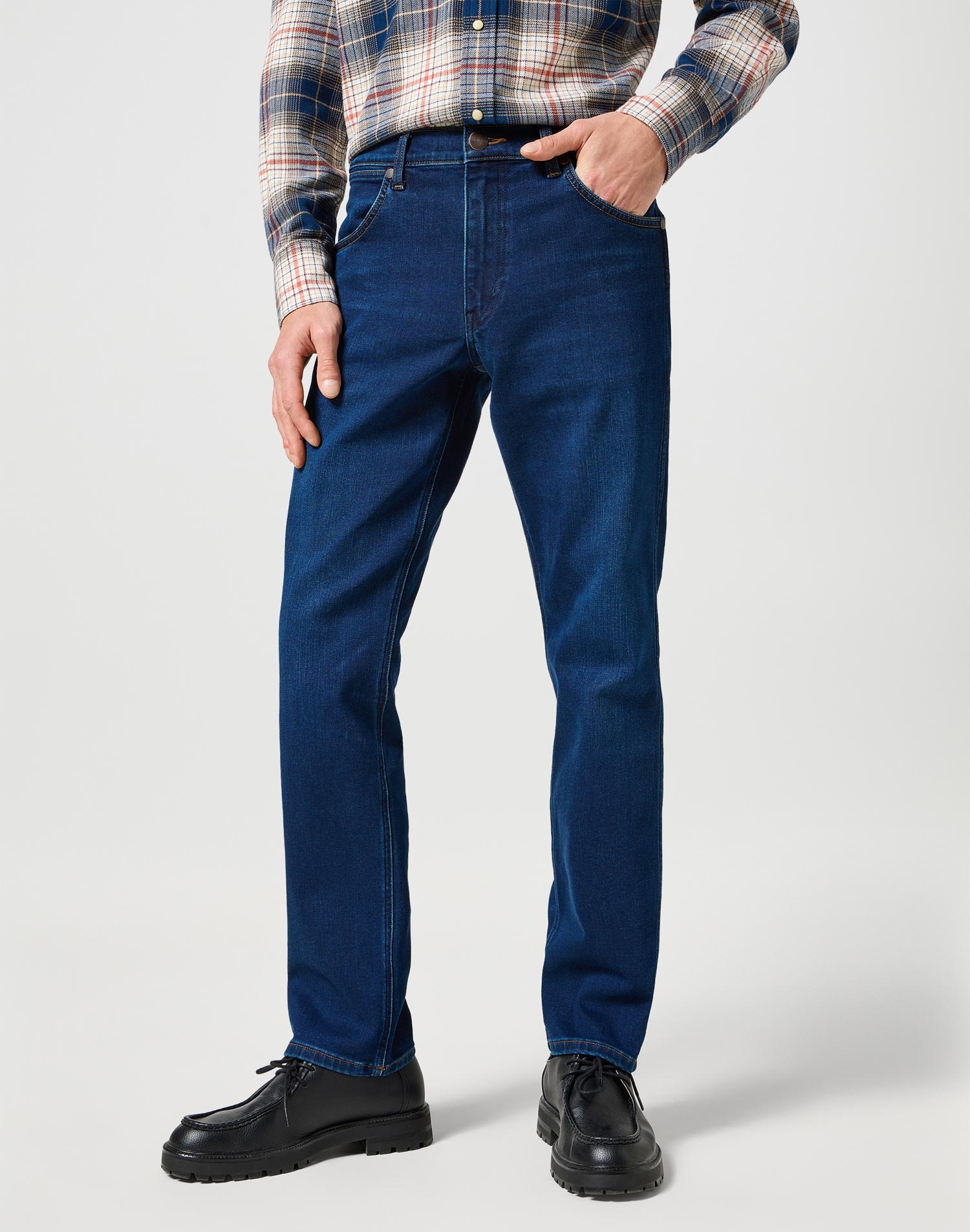 Foto 1 - Wrangler Greensboro slim pantalons texans brushed d'home 112357414 blau fosc