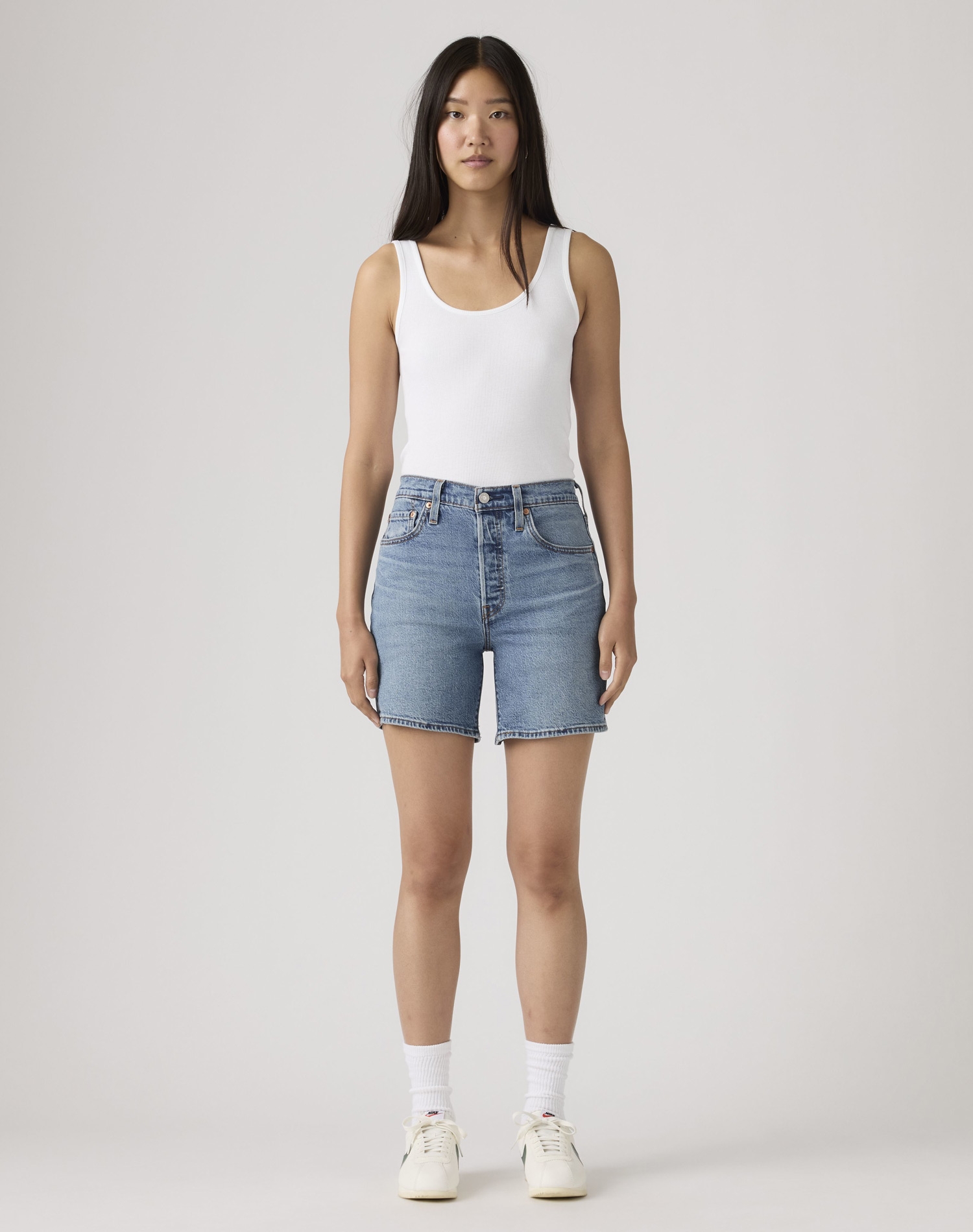 Levi's® 501® shorts de dona A9296-0006 rentats a la pedra